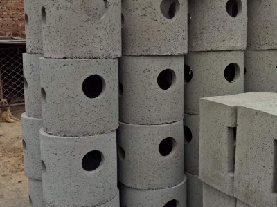 察右后旗，察右中旗，水泥檢查井，化糞池，水泥井蓋，鑄鐵井蓋