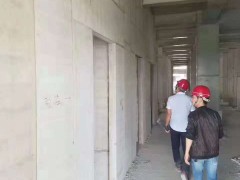 輕質(zhì)隔墻板防水性能與保溫性能有突出的表現(xiàn) (228播放)