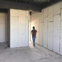 復(fù)合輕質(zhì)隔墻板一天能裝多少平方