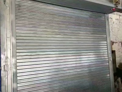 閬閬門業(yè)有限公司，閬閬卷簾門，雙軌雙聯(lián)無機布卷簾