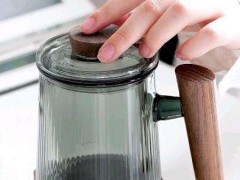 玻璃茶水分離杯  玻匠人十大品牌茶具 (376播放)